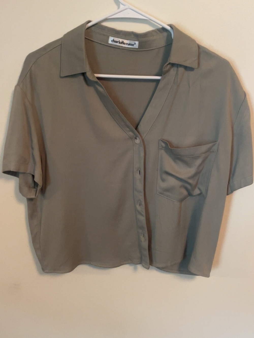 Charlotte Russe Taupe Cropped Button-Front Short Sleeve Shirt